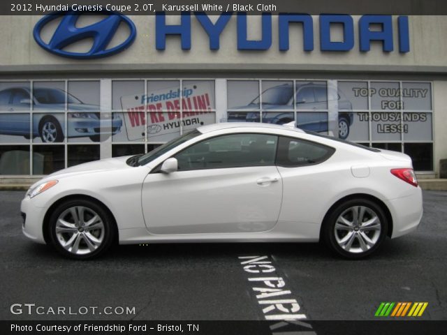 2012 Hyundai Genesis Coupe 2.0T in Karussell White