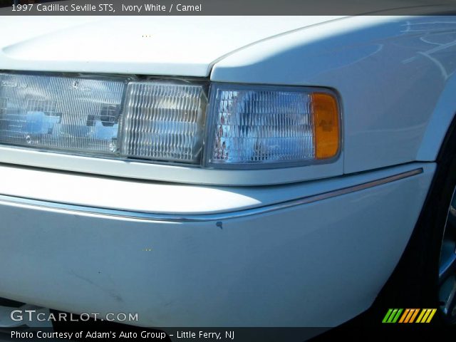 1997 Cadillac Seville STS in Ivory White