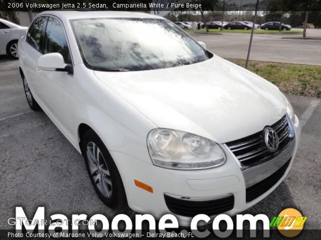 2006 Volkswagen Jetta 2.5 Sedan in Campanella White