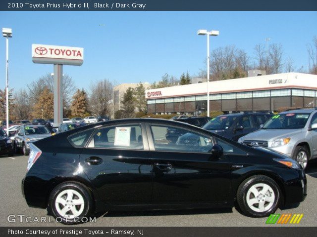 2010 Toyota Prius Hybrid III in Black