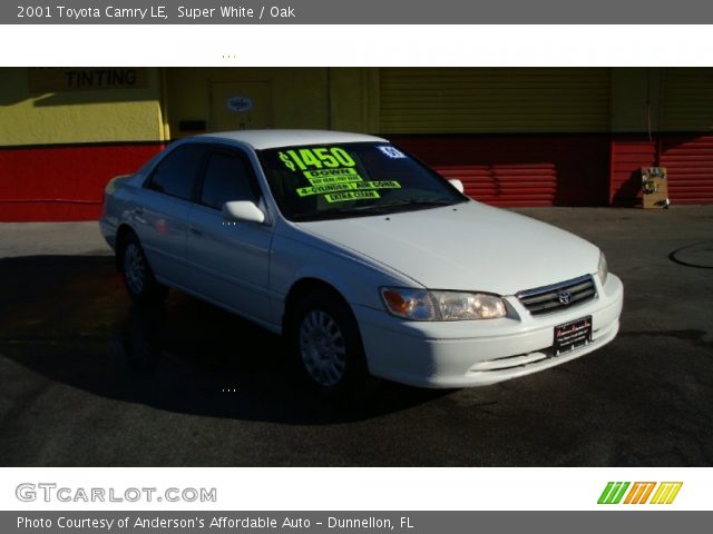 2001 Toyota Camry LE in Super White
