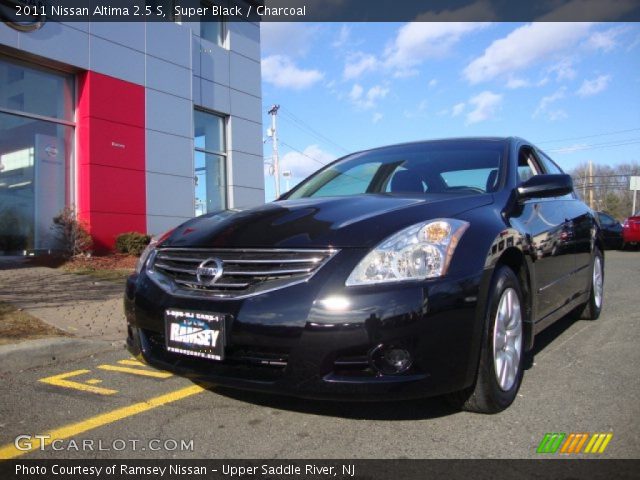 2011 Nissan Altima 2.5 S in Super Black