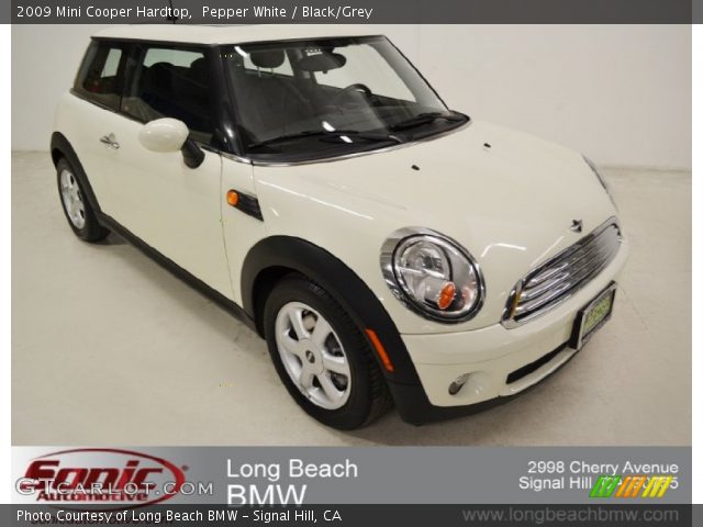 2009 Mini Cooper Hardtop in Pepper White