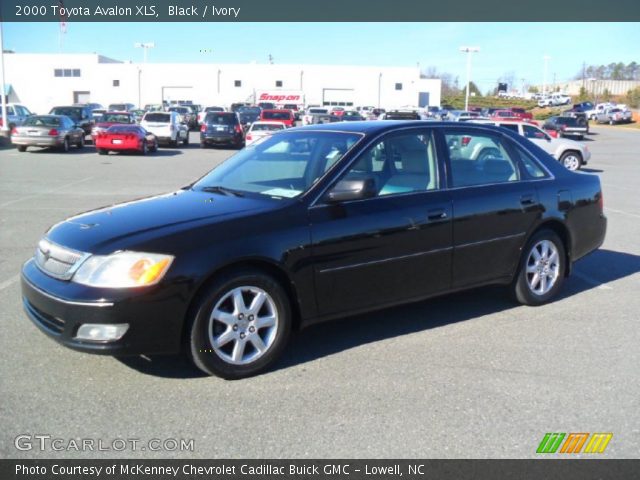 2000 Toyota Avalon XLS in Black