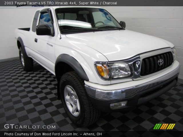2003 Toyota Tacoma V6 TRD Xtracab 4x4 in Super White