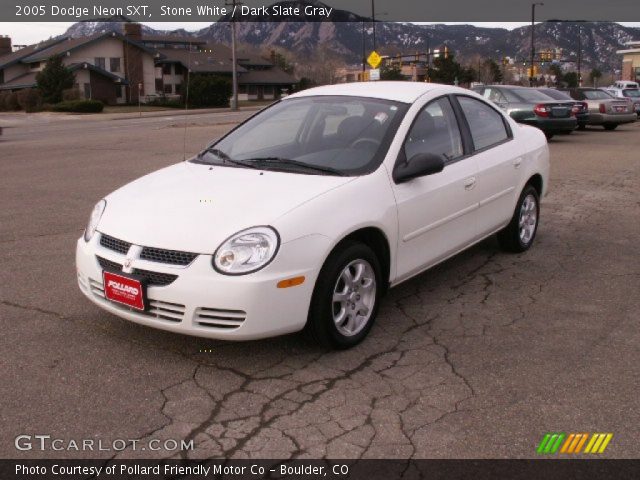 2005 Dodge Neon SXT in Stone White