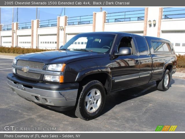 2005 Chevrolet Silverado 1500 Extended Cab 4x4 in Black