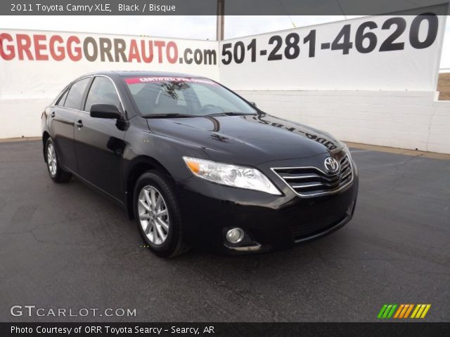 2011 Toyota Camry XLE in Black