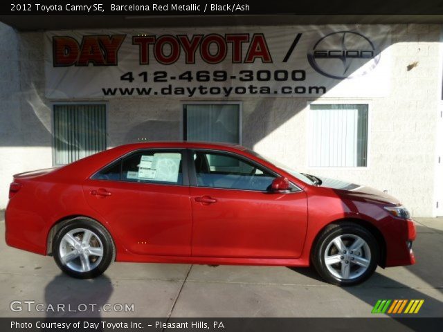 2012 Toyota Camry SE in Barcelona Red Metallic