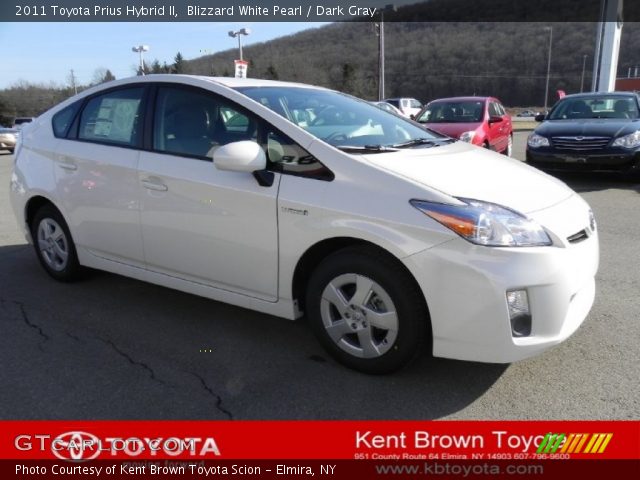 2011 Toyota Prius Hybrid II in Blizzard White Pearl
