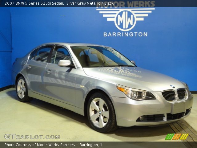 2007 BMW 5 Series 525xi Sedan in Silver Grey Metallic