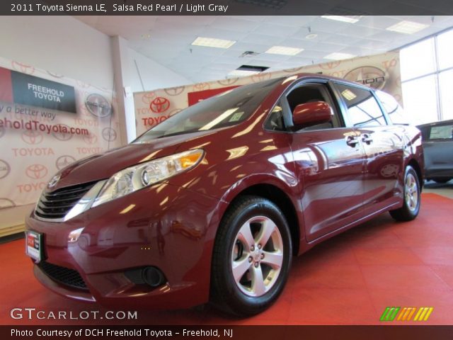 2011 Toyota Sienna LE in Salsa Red Pearl