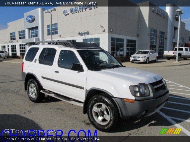 2004 Nissan Xterra XE 4x4 in Avalanche White