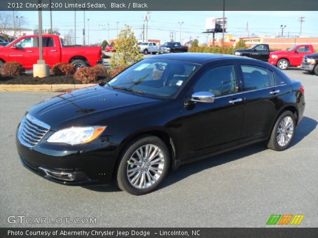 2012 Chrysler 200 Limited Sedan in Black