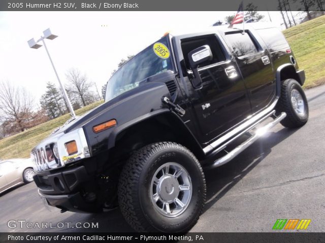 2005 Hummer H2 SUV in Black