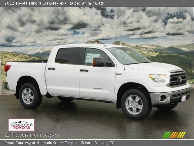 2012 Toyota Tundra CrewMax 4x4 in Super White