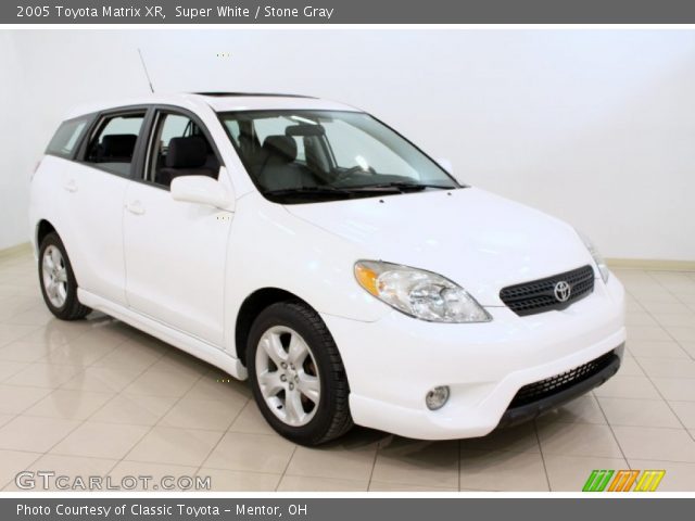 2005 Toyota Matrix XR in Super White