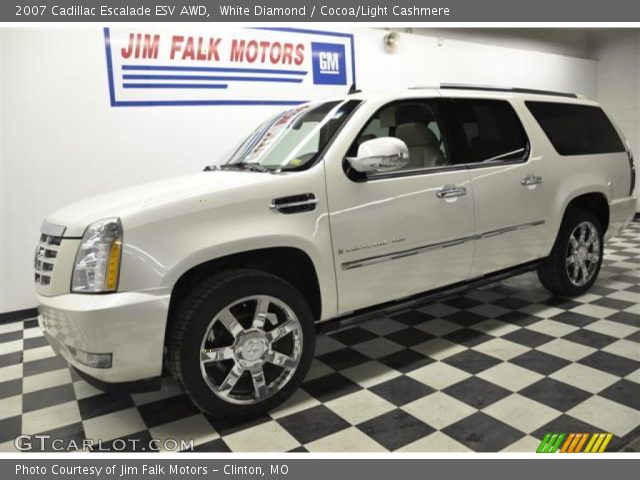 2007 Cadillac Escalade ESV AWD in White Diamond
