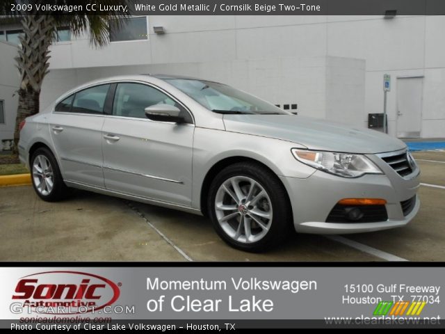 2009 Volkswagen CC Luxury in White Gold Metallic