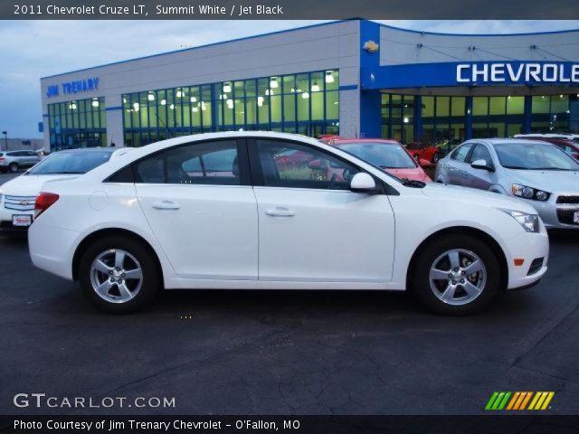 2011 Chevrolet Cruze LT in Summit White