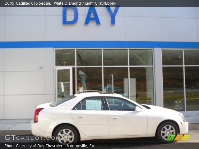 2005 Cadillac CTS Sedan in White Diamond
