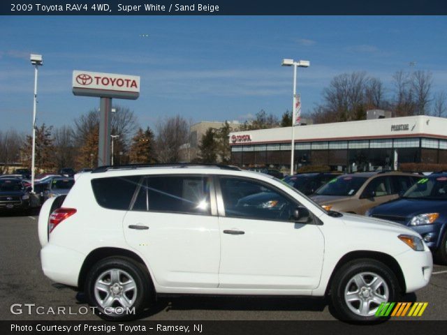 2009 Toyota RAV4 4WD in Super White