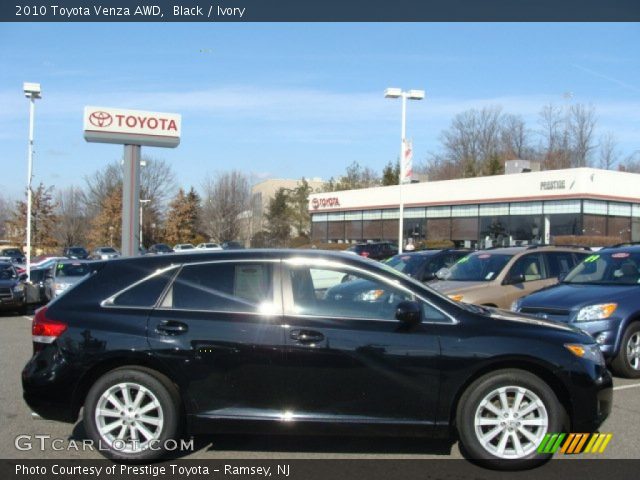 2010 Toyota Venza AWD in Black