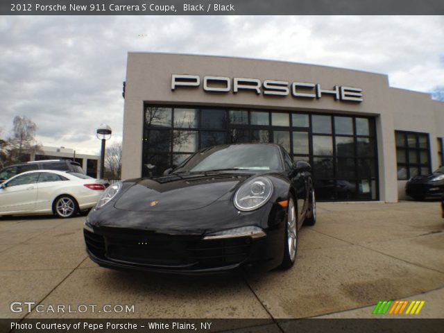 2012 Porsche New 911 Carrera S Coupe in Black