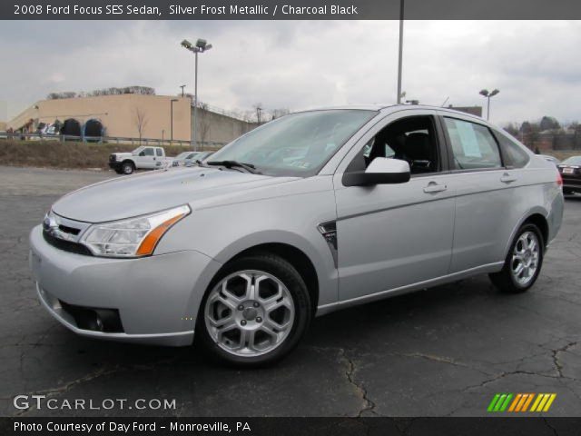 2008 Ford Focus SES Sedan in Silver Frost Metallic