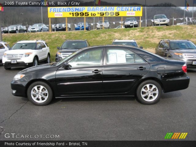 2005 Toyota Camry XLE V6 in Black