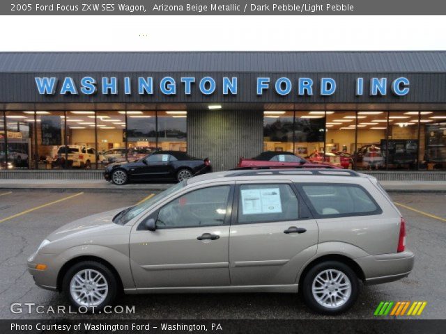 2005 Ford Focus ZXW SES Wagon in Arizona Beige Metallic