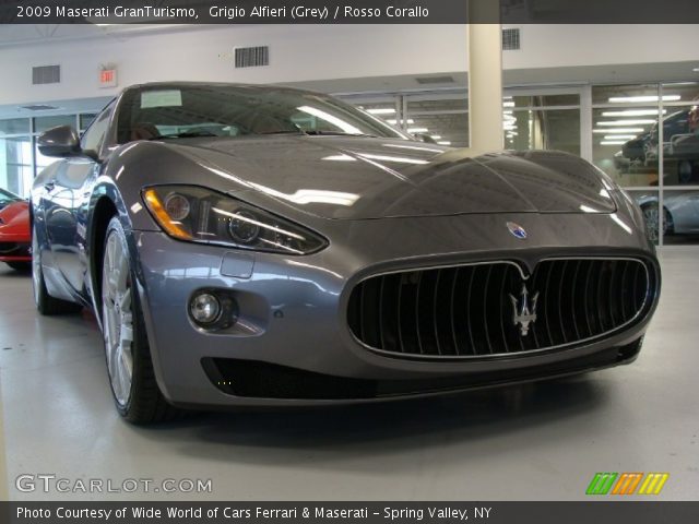 2009 Maserati GranTurismo  in Grigio Alfieri (Grey)