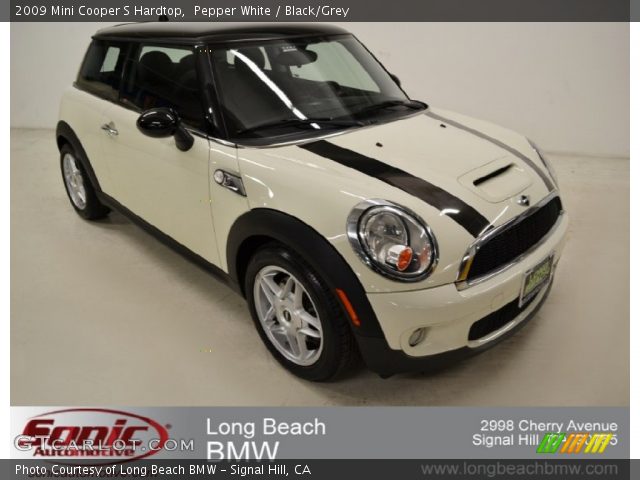 2009 Mini Cooper S Hardtop in Pepper White