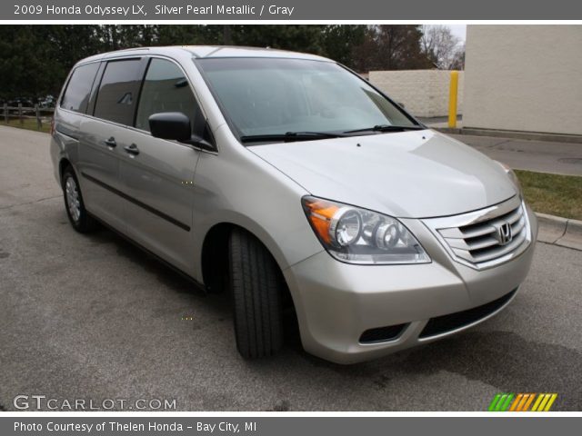 2009 Honda Odyssey LX in Silver Pearl Metallic