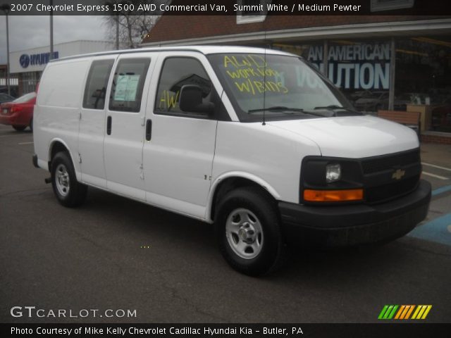 2007 Chevrolet Express 1500 AWD Commercial Van in Summit White