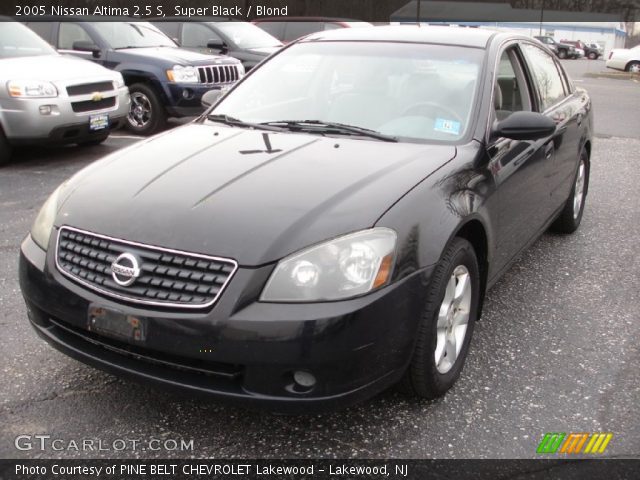 2005 Nissan Altima 2.5 S in Super Black