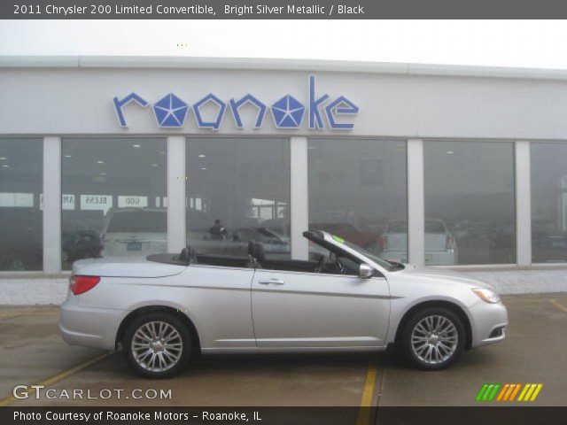 2011 Chrysler 200 Limited Convertible in Bright Silver Metallic