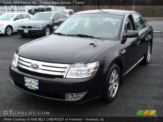 2009 Ford Taurus SEL in Tuxedo Black Metallic