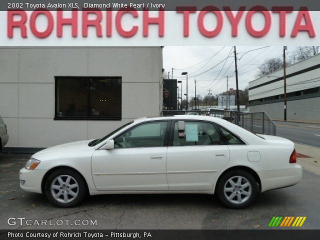 2002 Toyota Avalon XLS in Diamond White Pearl