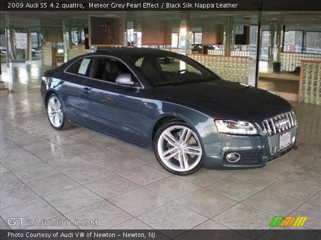 2009 Audi S5 4.2 quattro in Meteor Grey Pearl Effect