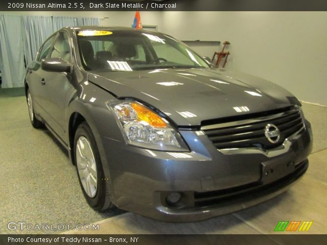 2009 Nissan Altima 2.5 S in Dark Slate Metallic