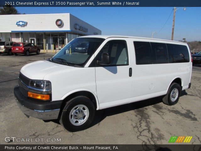 2011 Chevrolet Express LT 3500 Passenger Van in Summit White