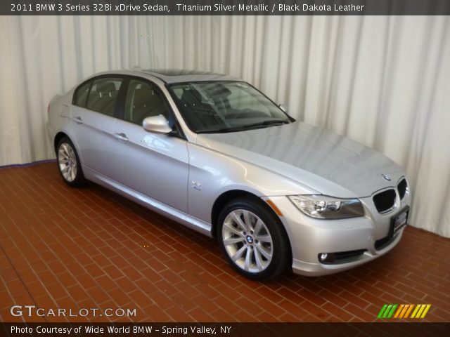 2011 BMW 3 Series 328i xDrive Sedan in Titanium Silver Metallic