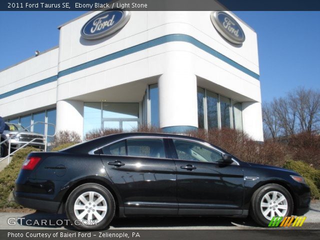 2011 Ford Taurus SE in Ebony Black