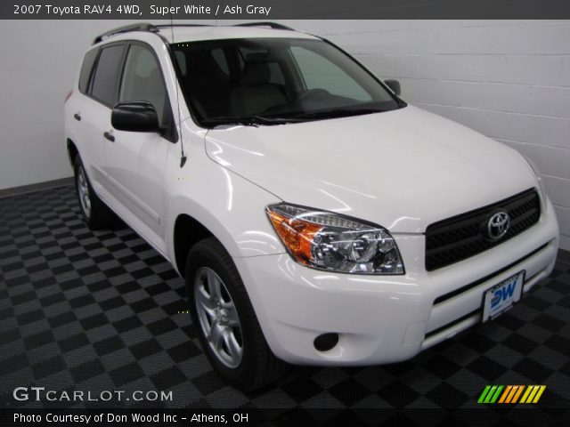 2007 Toyota RAV4 4WD in Super White
