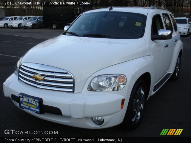 2011 Chevrolet HHR LT in Arctic Ice White