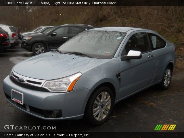 2008 Ford Focus SE Coupe in Light Ice Blue Metallic