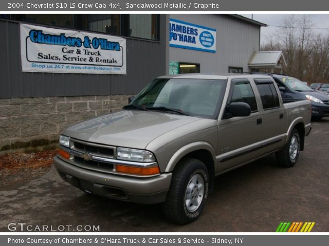 2004 Chevrolet S10 LS Crew Cab 4x4 in Sandalwood Metallic