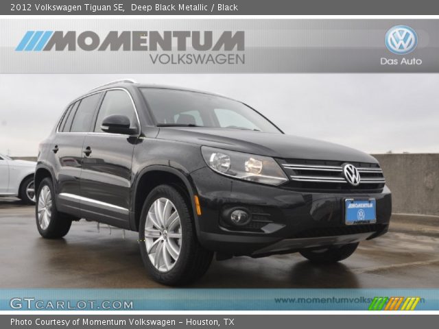2012 Volkswagen Tiguan SE in Deep Black Metallic