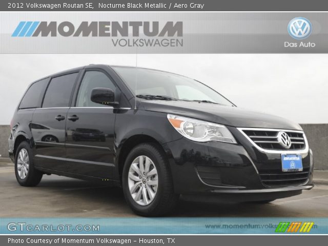 2012 Volkswagen Routan SE in Nocturne Black Metallic